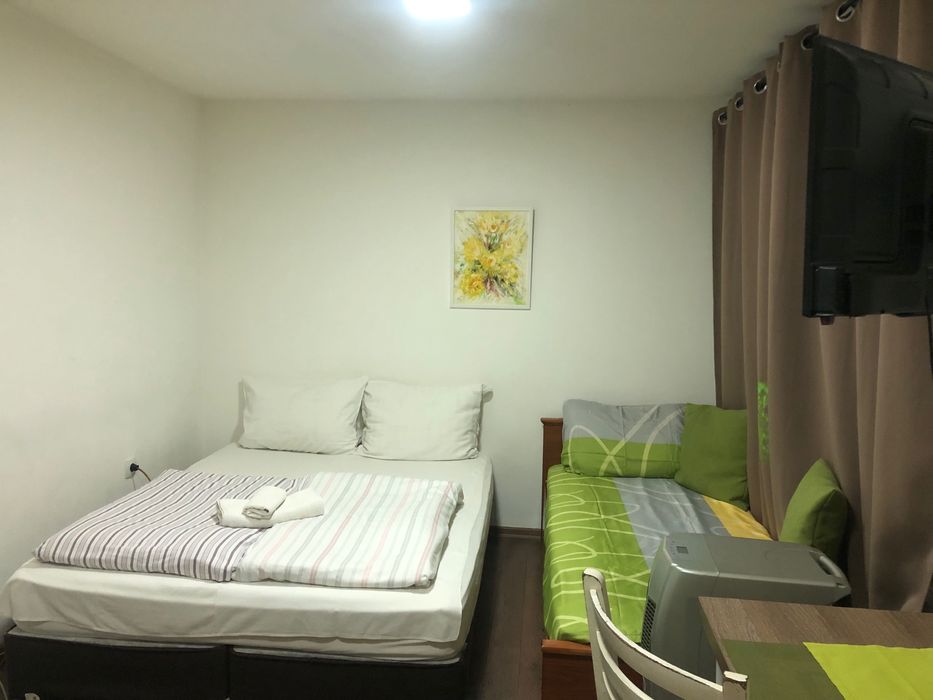 Студио Орхидея - Варна, нощувки до Червения площад