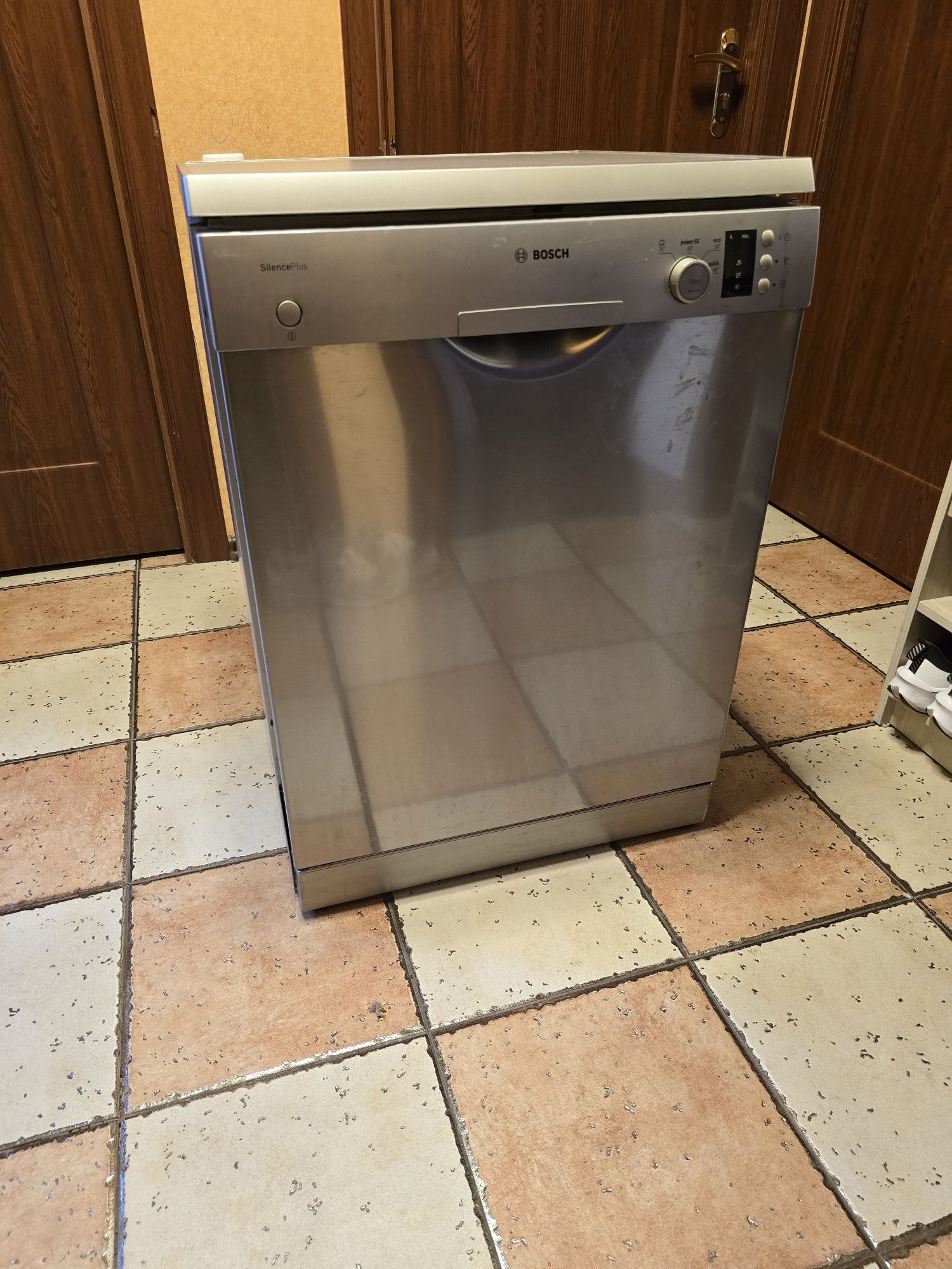 Продаётся посудомойка Bosch Модель  SMS43D08ME