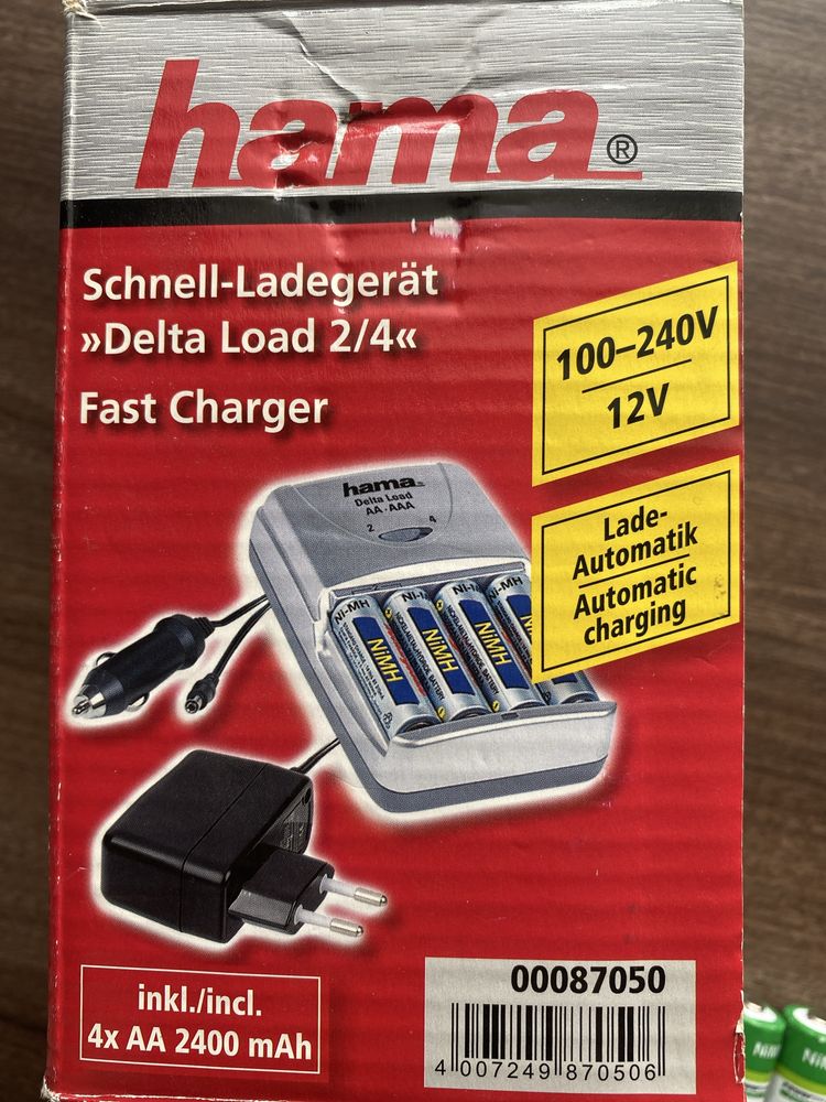 Зарядное устройство в упаковке HAMA  и 8 аккумуляторов АА 2400 mAh
