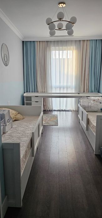 Продам комплект детской мебели дешево