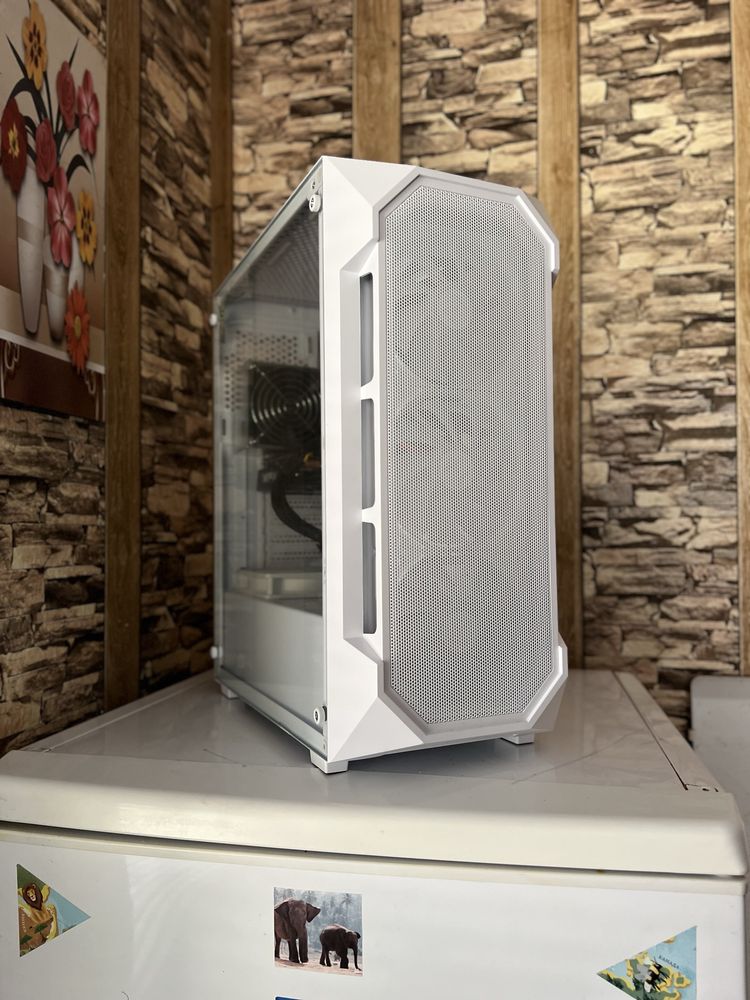 Геймърски Компютър / i5 6600 / 16GB RAM / RX570 8GB / 750W