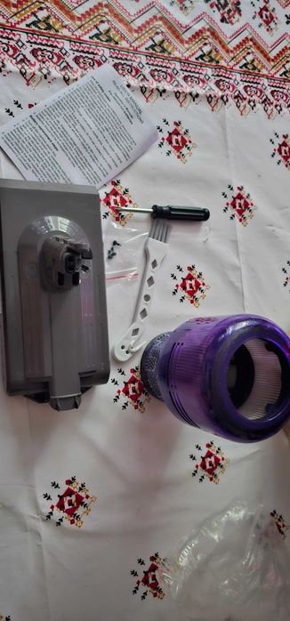 baterie si filtru Dyson V11 Advanced