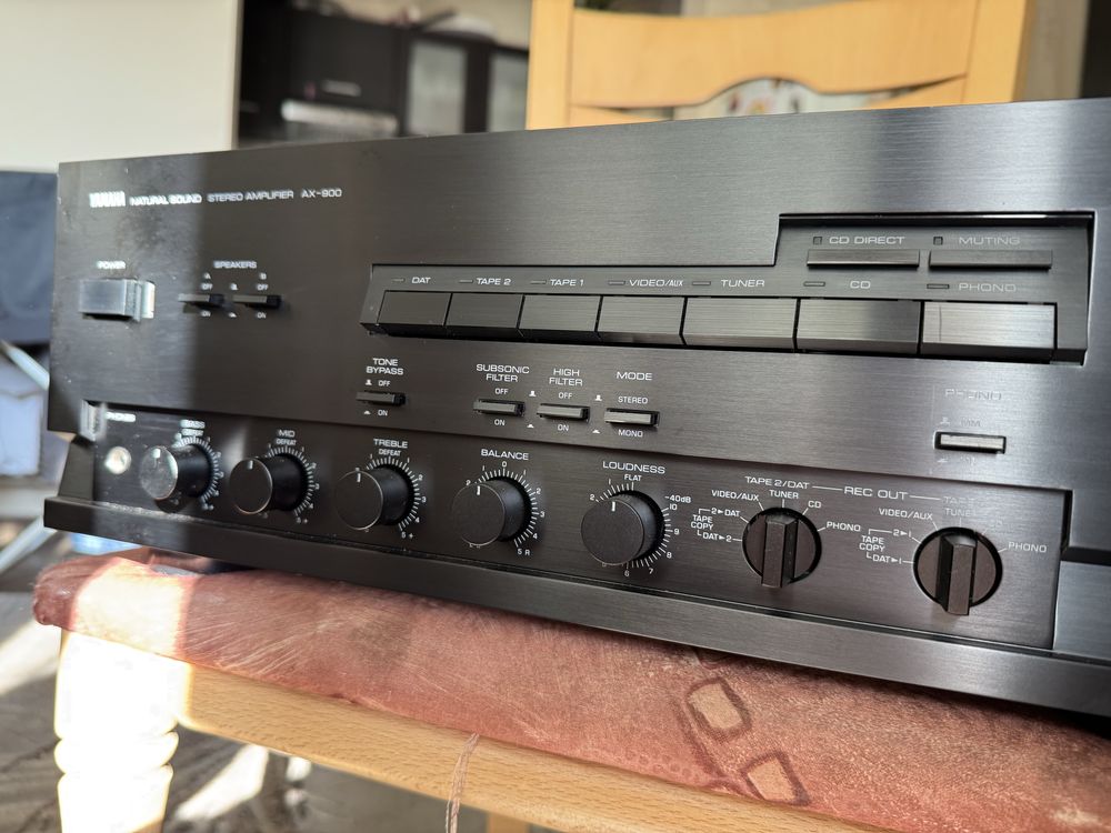 Yamaha AX-900 Качествен стерео усилвател