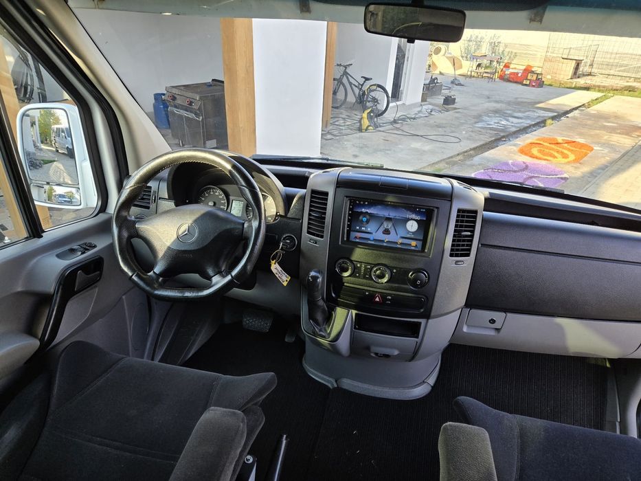 Mercedes Sprinter 316    7 locuri  autoutilitara
