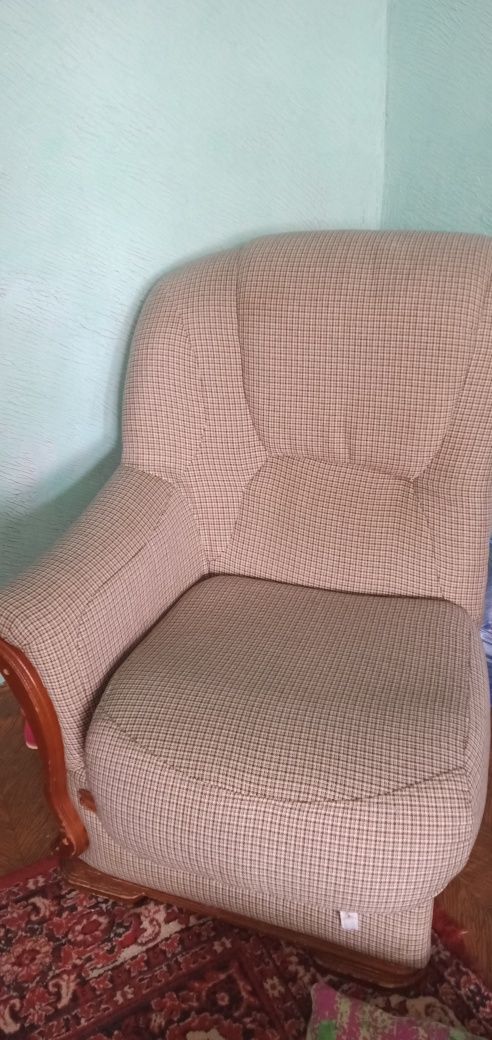Продам угловой диван