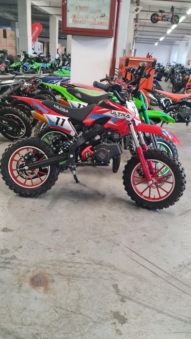 Cross 49cc adus din Germania pentru copii cu motor pe benzina