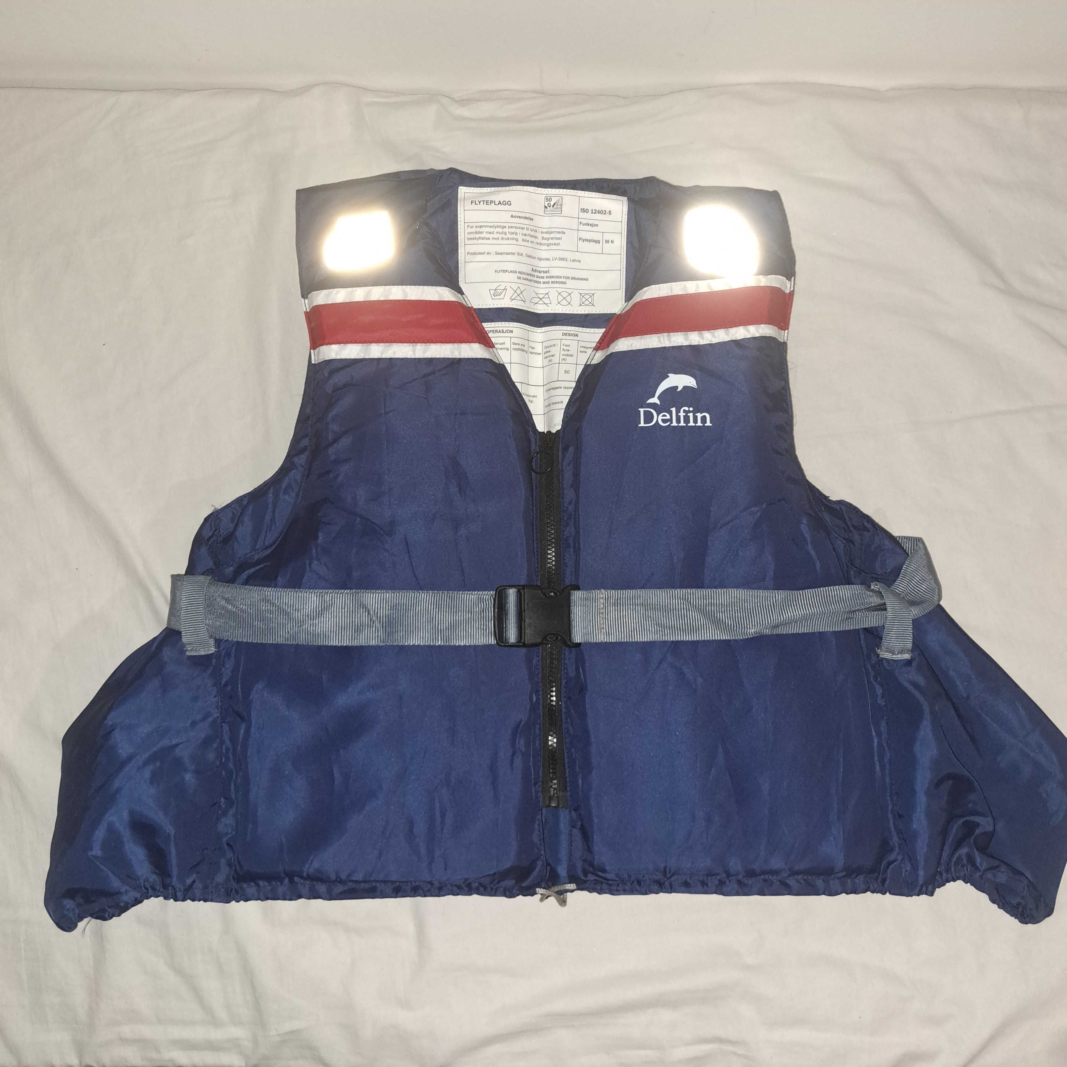 Спасителни жилетки  Marinepool ,Regatta ,Helly Hansen и OUTBOUND