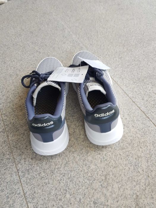 Оригинални маратонки Adidas