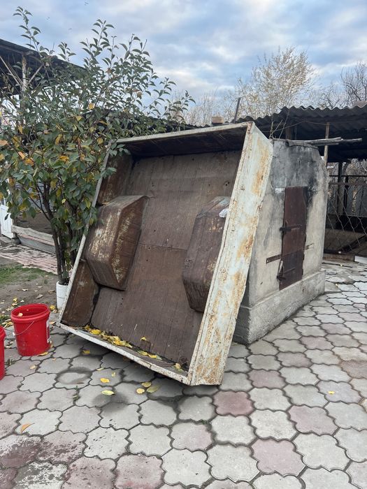 Кузов от прицепа в хорошем состоянии