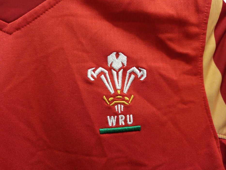Оригинална ръгби фланелка на Уелс - under armour