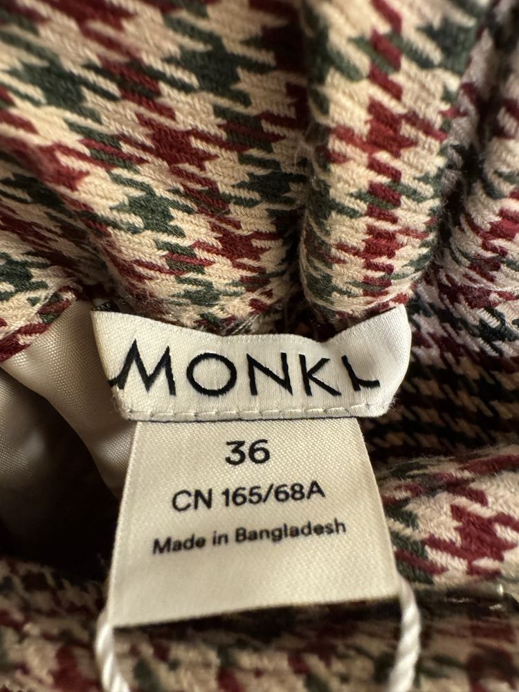 Monki Нов с итикет панталон