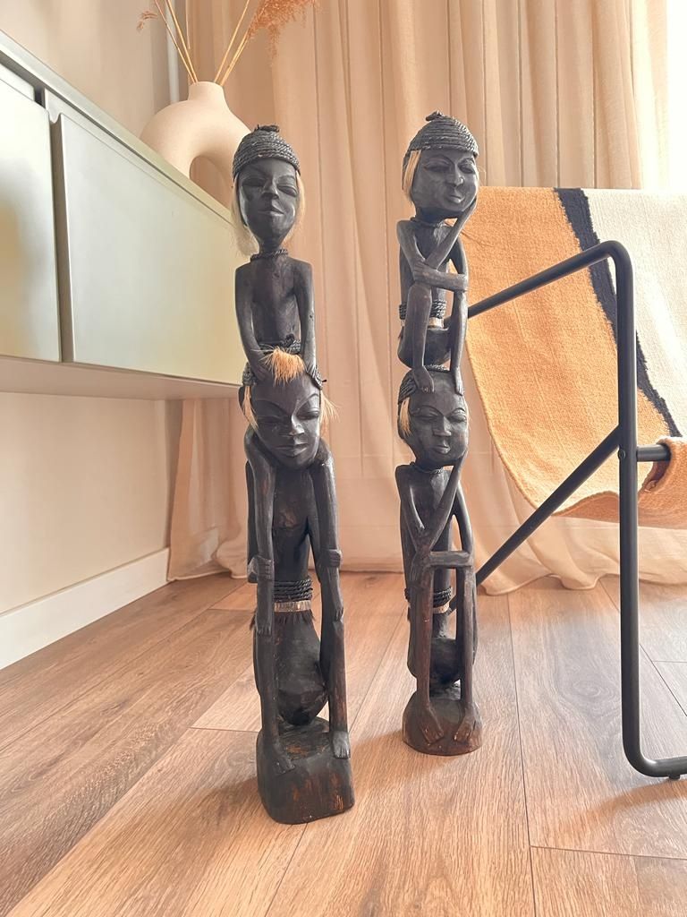 Set Statuete din lemn de mango