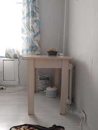 Стол кухонный прямоугольной формы