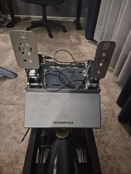 Седалка за симулатор Red Bull