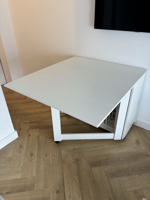 Masa pliabila de 6 persoane