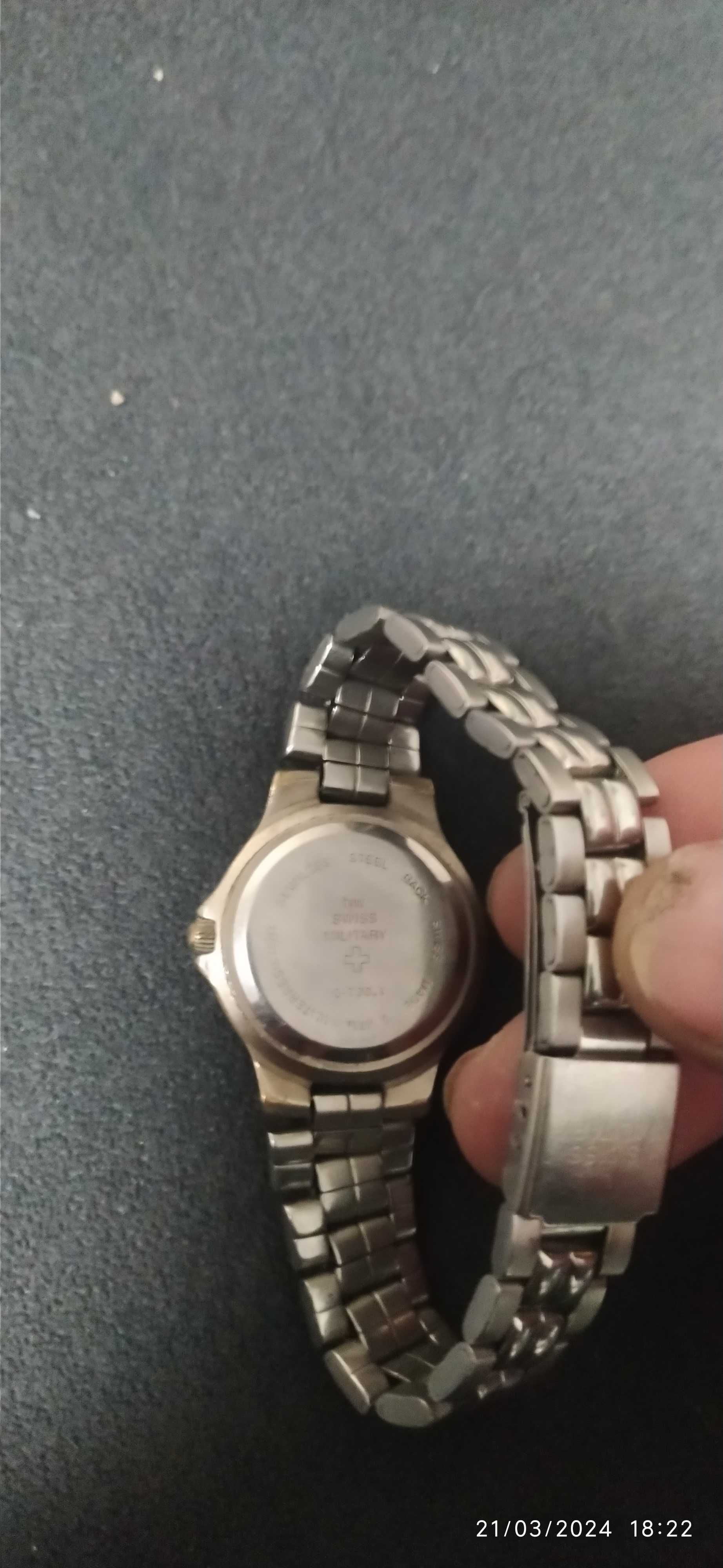 Лот от часовници Fossil,Casio,,Swiss military