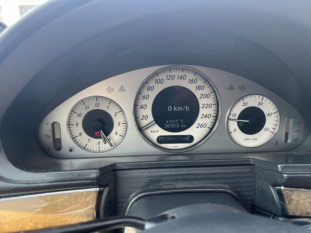 Mercedes-Benz E-Class 2006– 2.2 Diesel
