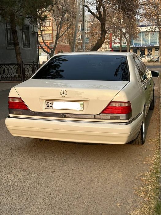 Mercedes-Benz  w140