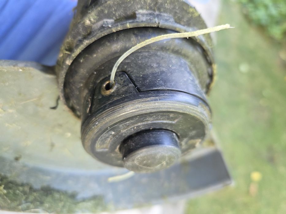 Vand trimmer cu fir Skill 280w