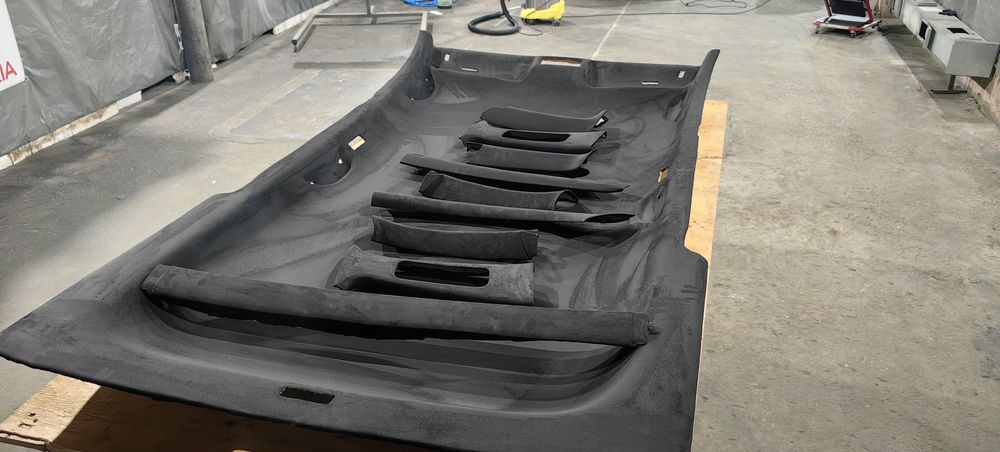 Таван и колонки пасат 5.5 комби черна алкантара