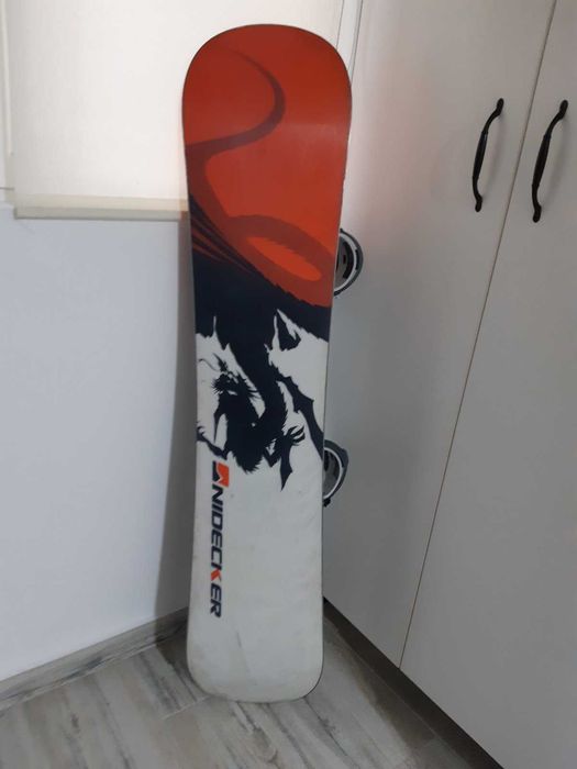 Placa snowboard 133cm Nidecker cu legaturi