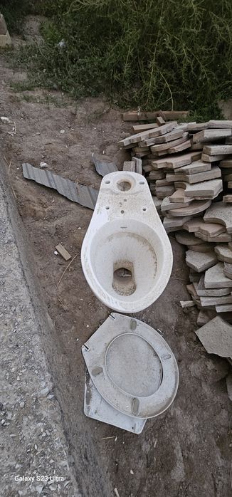 Унитаз.   Tualet