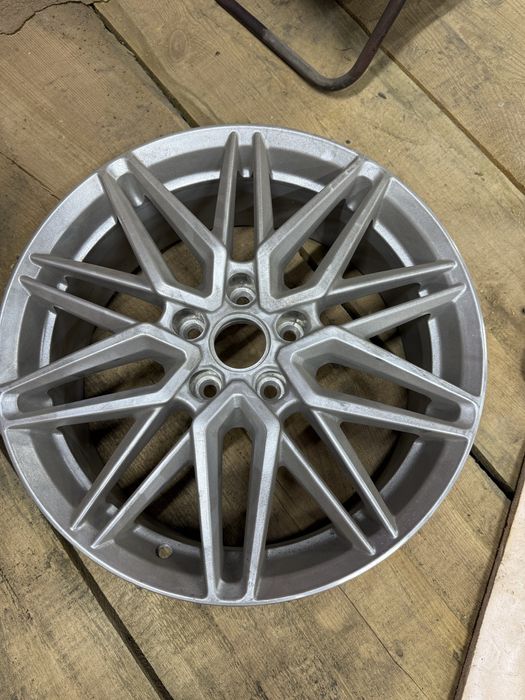 Продам диски новые