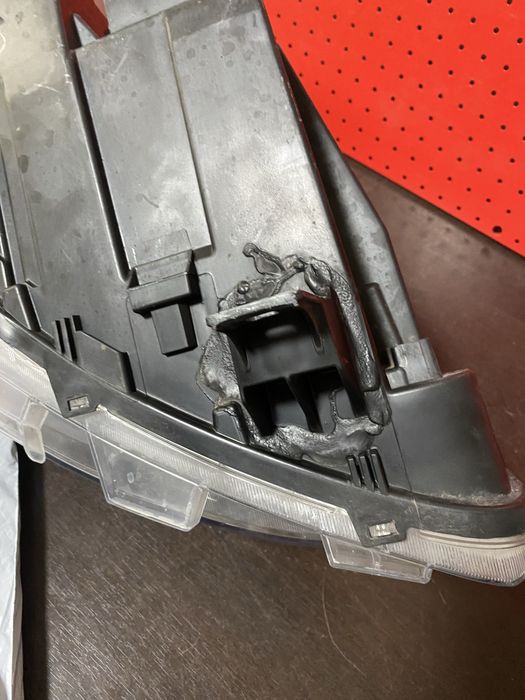 Far stanga Mercedes Benz Sprinter W907 W910