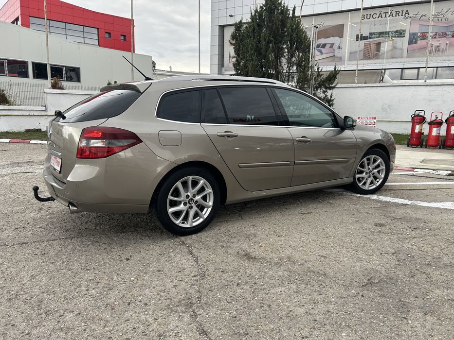 Renault Laguna GT 2.0 DCI 2012 Panoramic Piele Navi Xenon