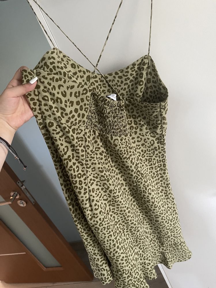 Vand Rochie Zara