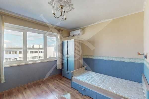 Четиристаен Зорница