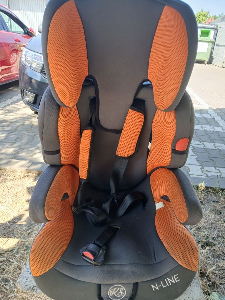 Vând scaun auto copii