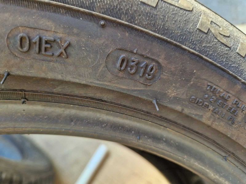 2 Michelin R17 205/55 Anvelope de vară Dot0319