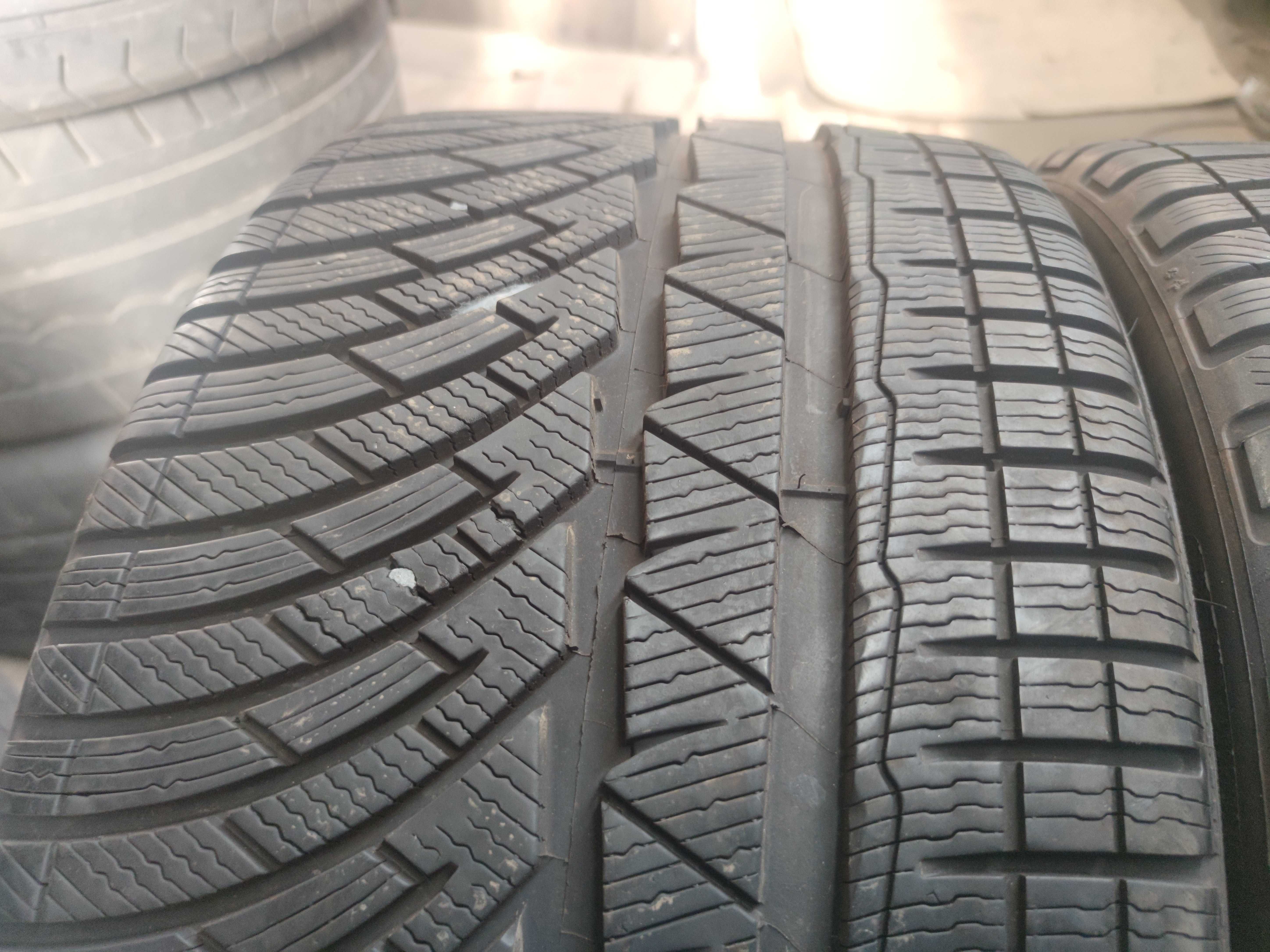 2бр Почти Нови Зимни гуми 275 30 20 - Michelin