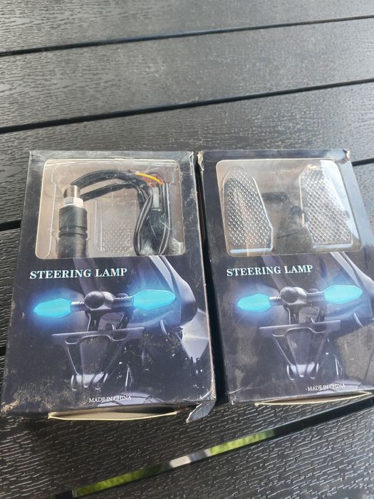 Vand semnalizari moto