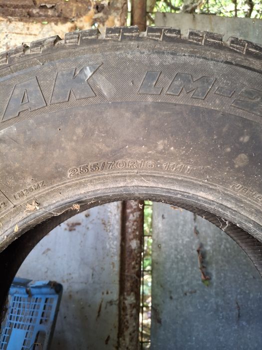 De vanzare anvelope Bridgestone 255/70/16