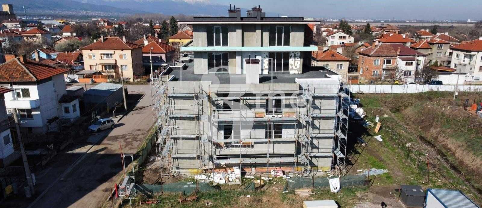 „3mo“ продва двустаен апартамент, находящ се в гр. Елин Пелин