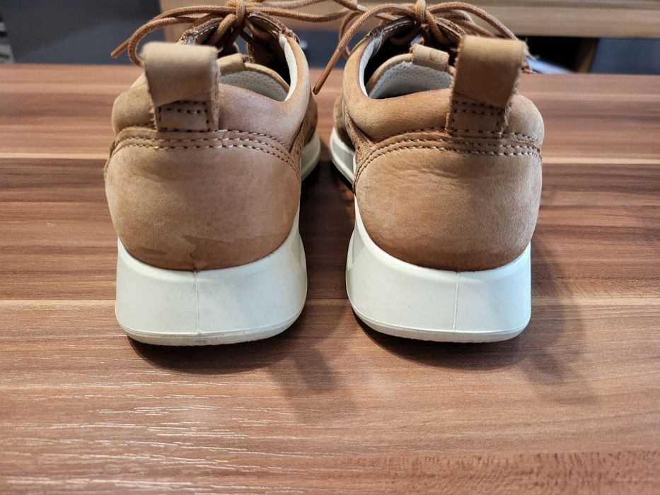 Pantofi marca Ecco