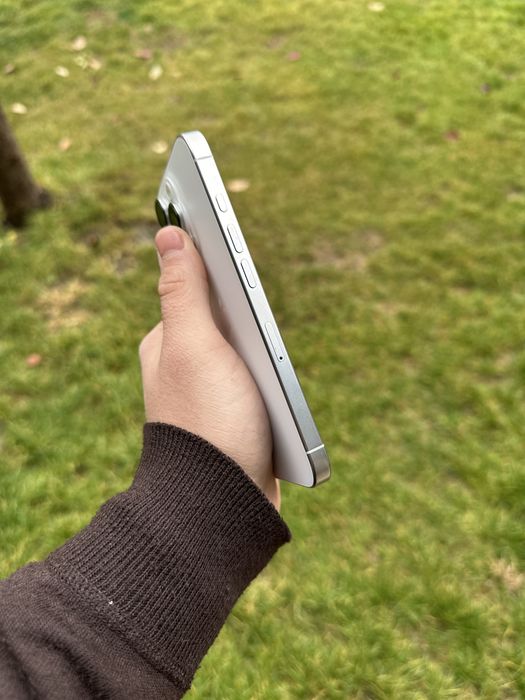 Iphone 16 pro srochna white