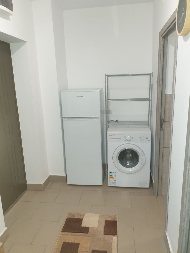 Inchiriez apartament cu o camera