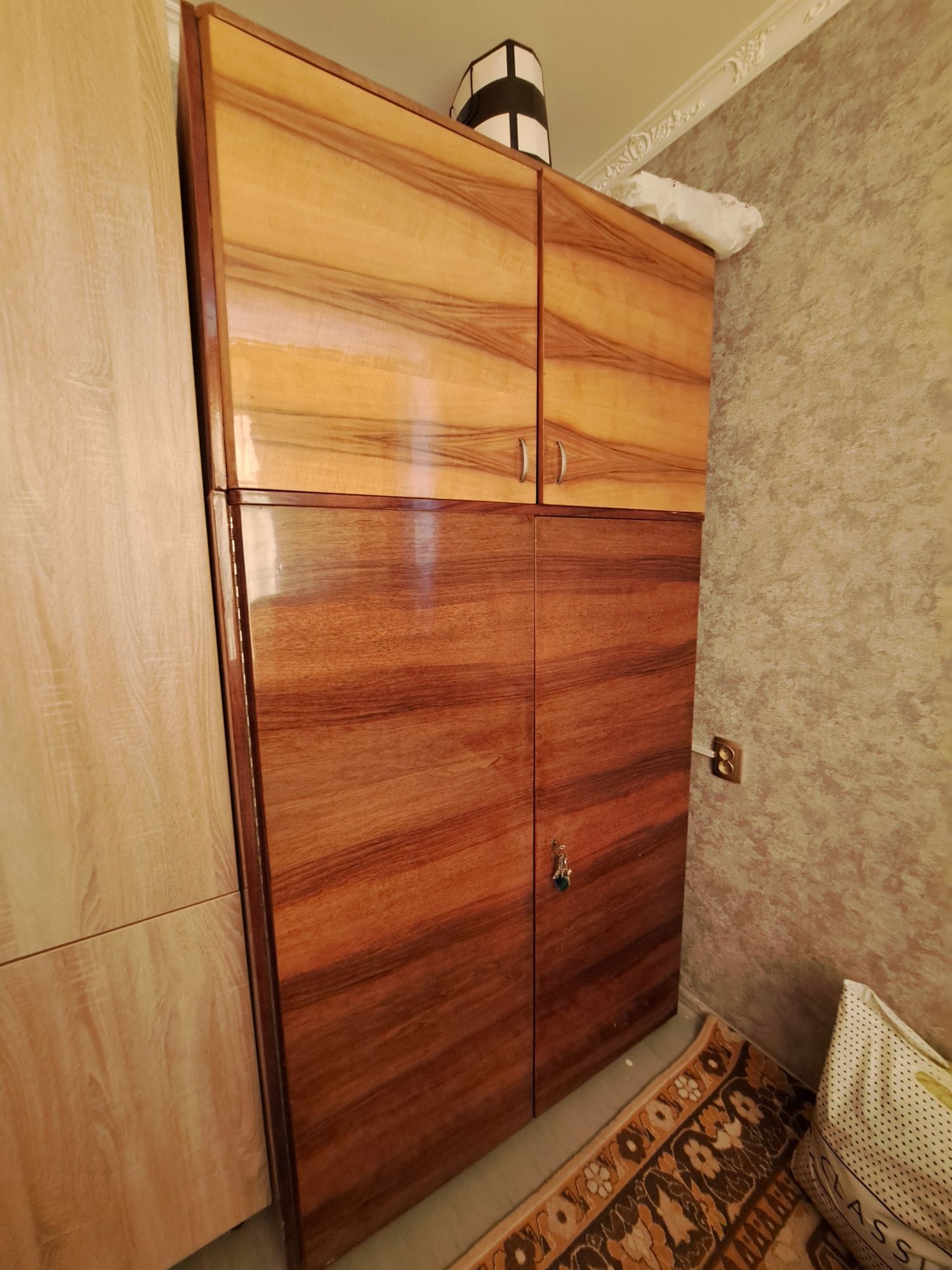 Шифонер Чехия  торг возможен