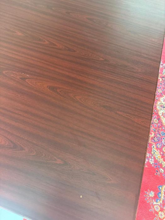 Стол со стульями