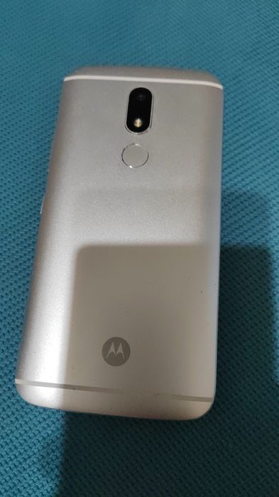 Samsung  a7 motorola g9 power, motorola moto m