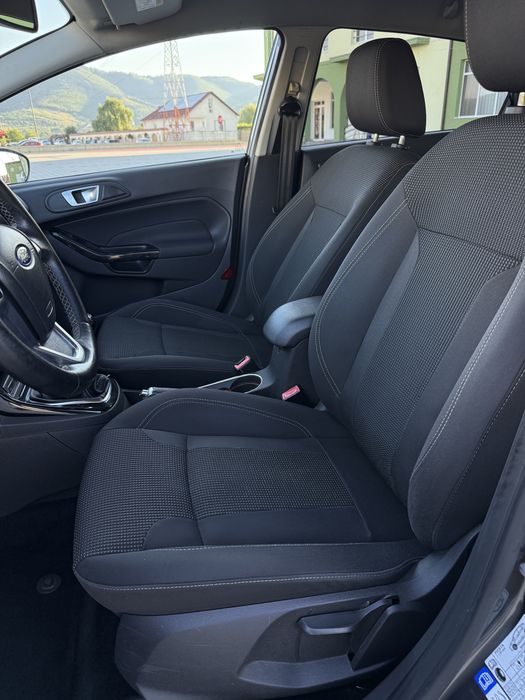 Ford Fiesta 1.0Benzima 101Cp 2015 Euro 6 Climatronic/Led/Adus recent/
