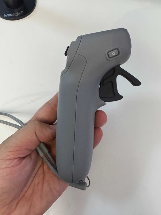 DJI RC Motion 2 контролер за дронове