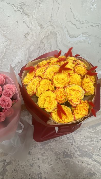 продам букет из желтых роз от ROMEO