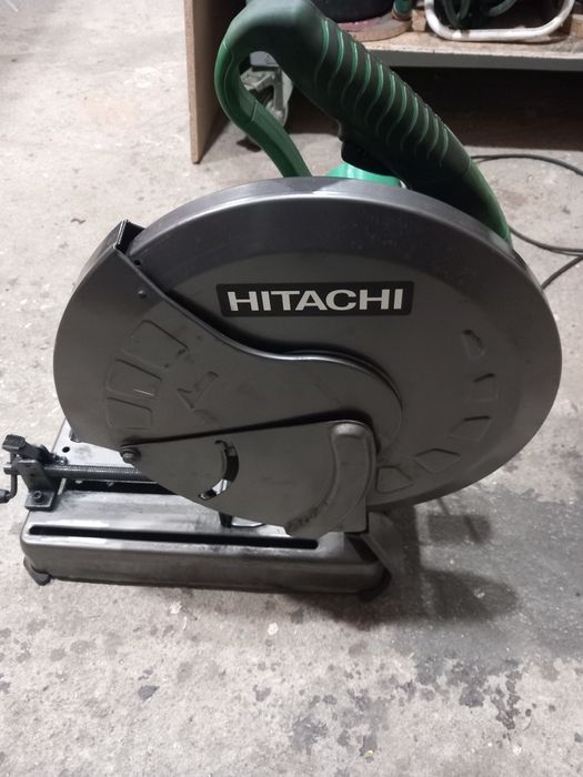 Circular pentru metal Hitachi