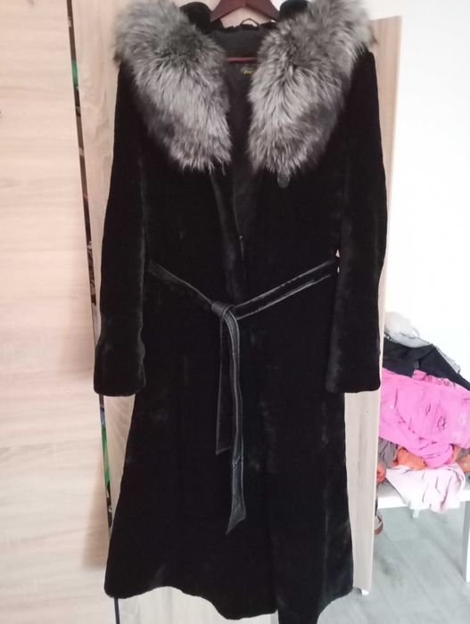 Женская шуба из мутона