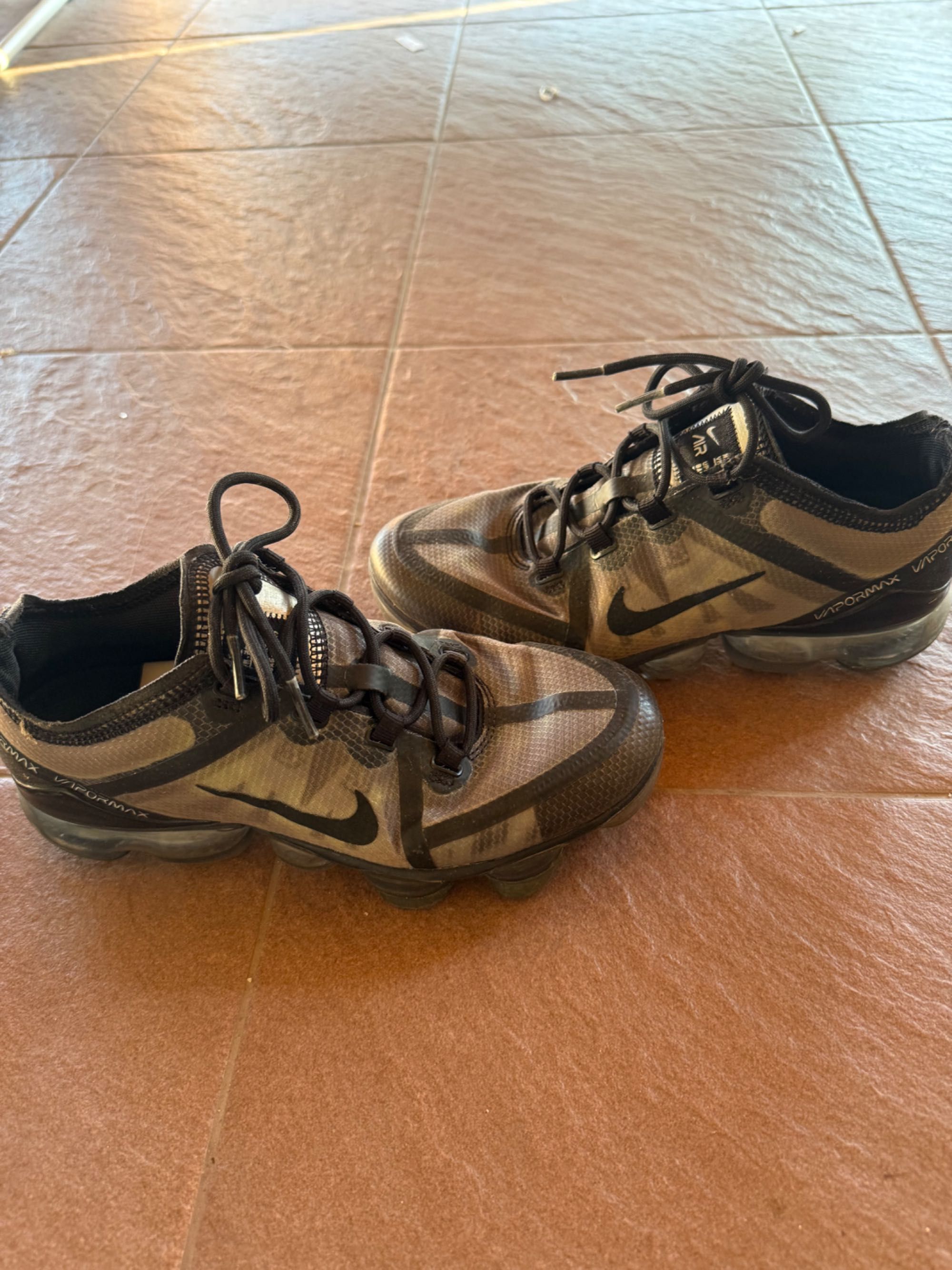 Дамски маратонки Nike - 37 номер