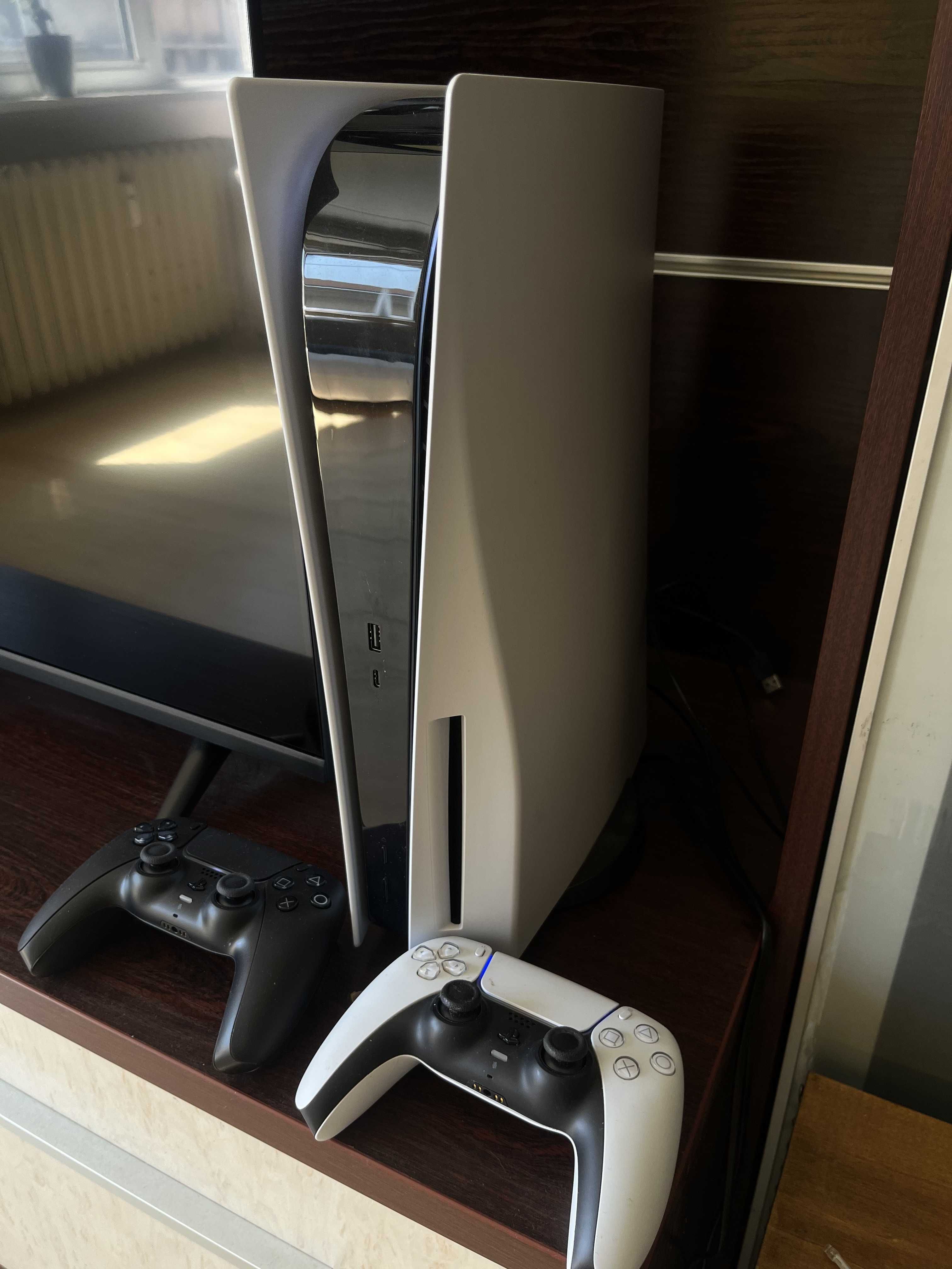 PlayStation 5, /Плейстейшън 5/, /PS5/, 2 оригинални контролера,ФИФА 24